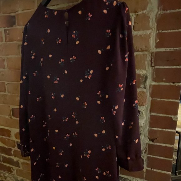 Old Navy XL NWT long sleeve, pleated puff shoulder floral dress - Picture 4 of 5